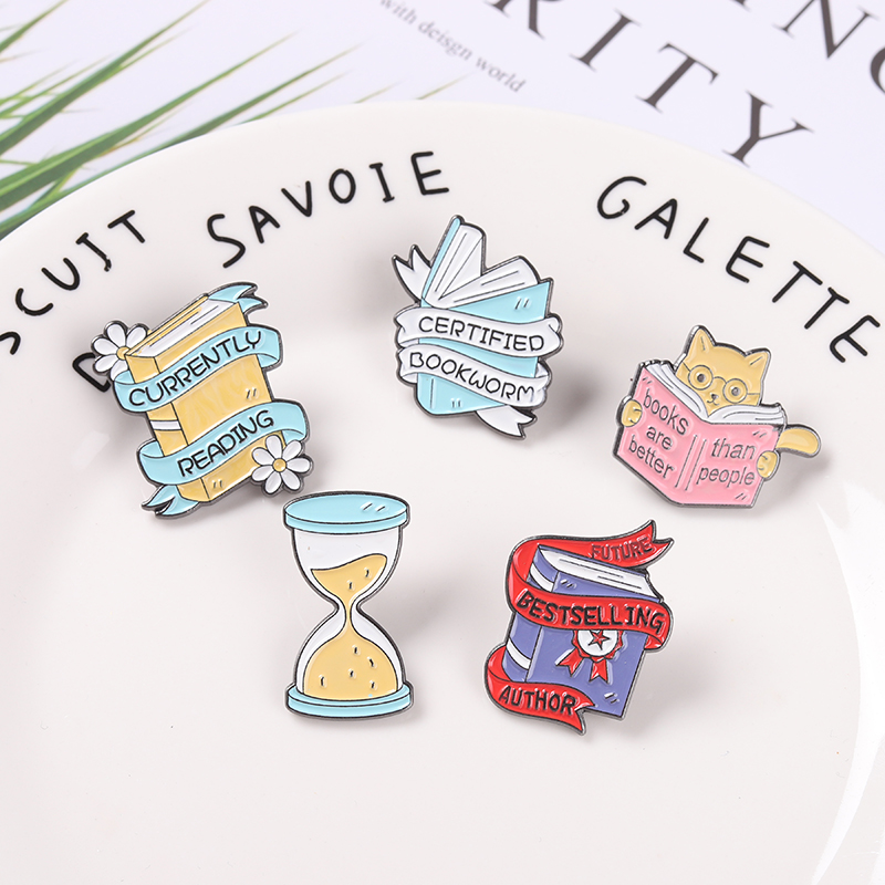 Cute Books Enamel Brooch Dog F - Jewelry Making Journal 评论和价格
